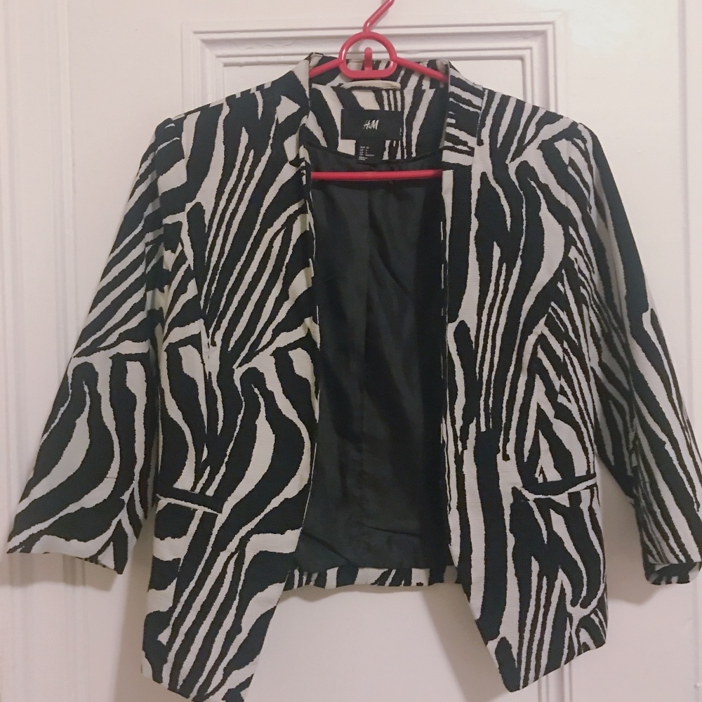 H&M Zebra Print Women's Blazer Size 6